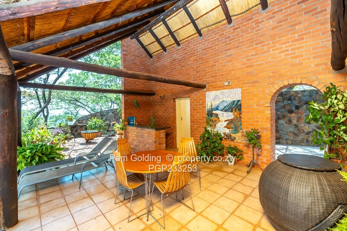 Architectural Elegance Christon Bank