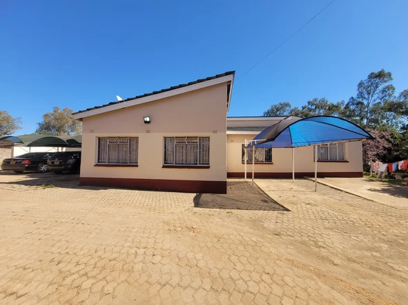 5 Bedroom House