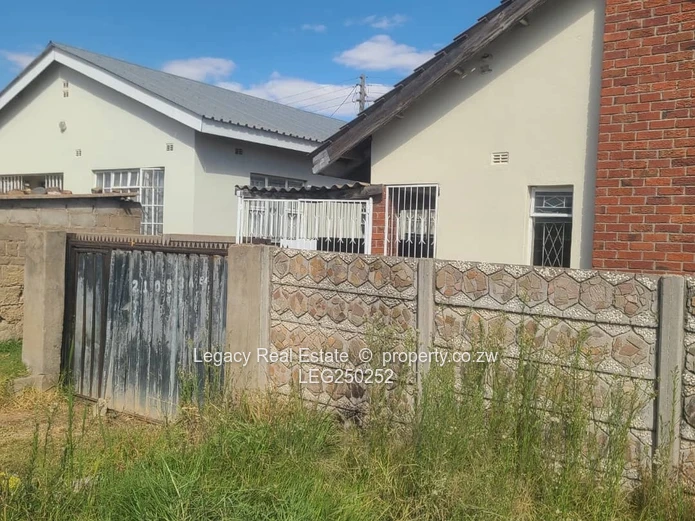 3-Bed Renovation Opportunity with Borehole in Chitungwiza