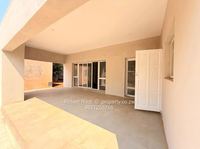 Lovely 4 bed cluster with upstairs loft!