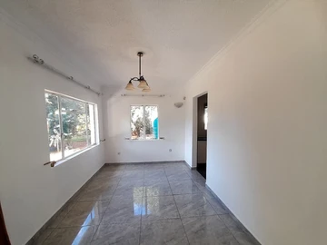 4 Bedroom Flat & Apartment