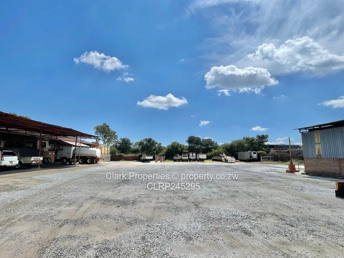 Exceptional warehouse with generous yard space