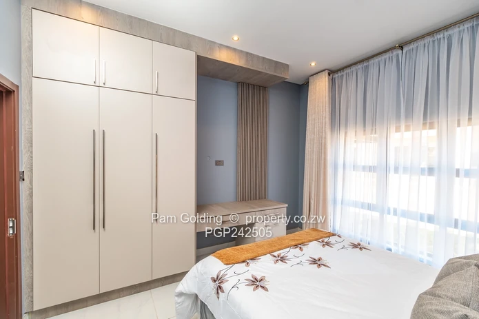 3 Beds Townhouse For Sale in Mount Pleasant