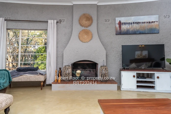 Exquisite family home up for grabs!