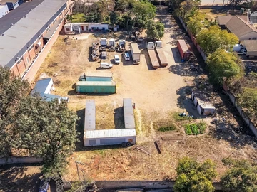 Commercial & Industrial Land