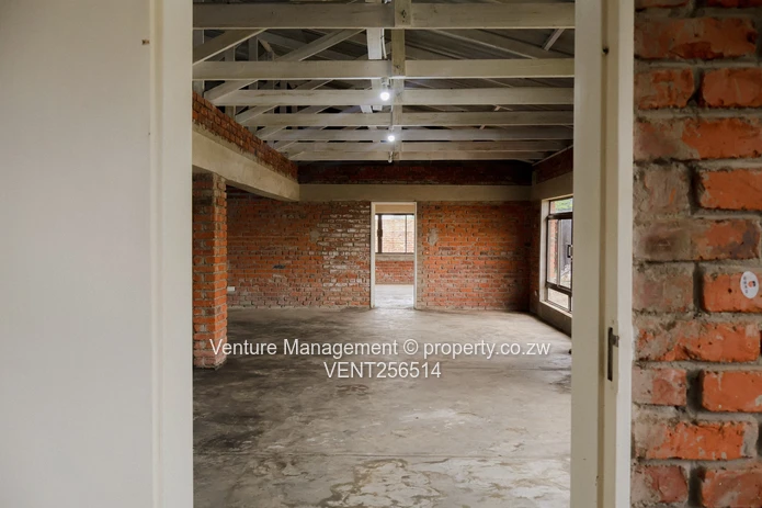 Commercial Property To Let – Pomona, Harare Drive
