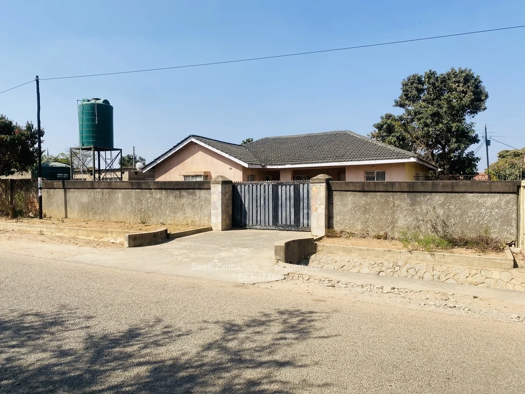 3 Bed Houses for Sale in Zimre Park SEF174653