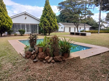 Avondale West Cozy Home!
