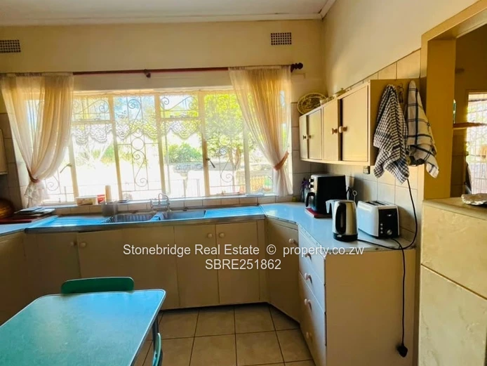 3 Bedroomed House in Newton West for sale