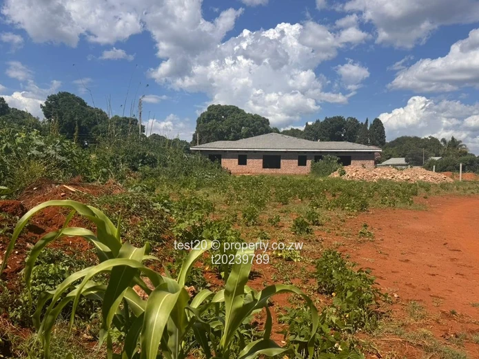 2100 m² Stand with Main Road Frontage & Tarred Access – Greendale