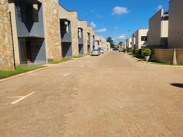 3 Bedroom Garden Flat
