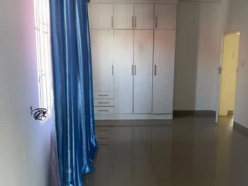 7 Bedroom House