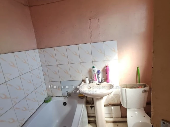 3-Bed House For Sale In Pumula North