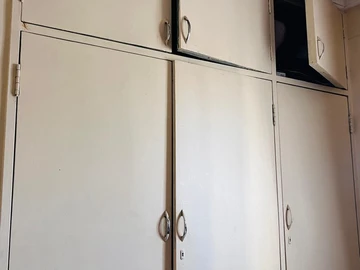 2 Bedroom Flat & Apartment