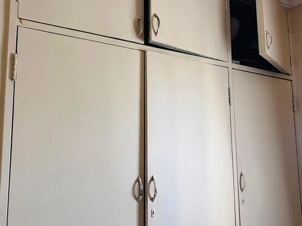 2 Bedroom Flat & Apartment