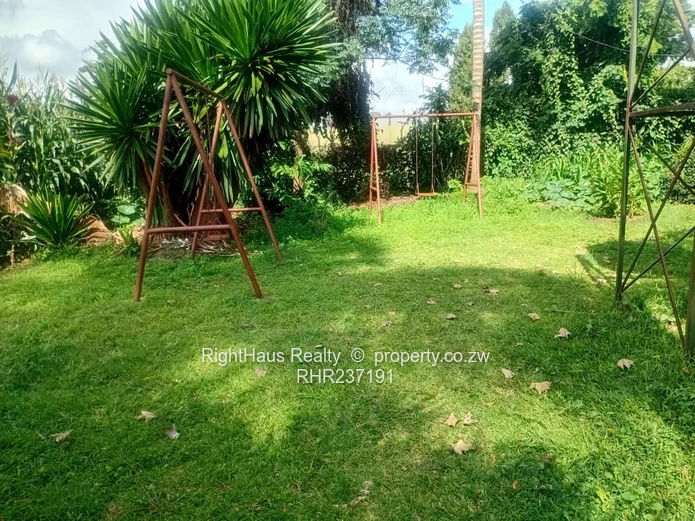 A Cozy Garden Flat To Rent In Marlborough