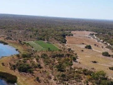 Farm & Agricultural Land