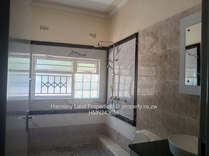 Greystone Park - Beautiful 4 bedroomed house to Let