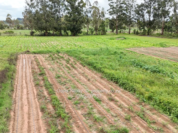 17 Acre well equipped Agro Residential Plot - 2.4KM away from Mutare Road/Goromonzi turn off  (Sole Mandate)