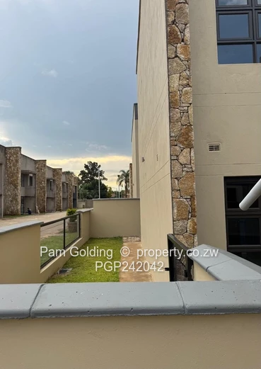 3 Bedroom Townhouse/Complex/Cluster for Sale in Mount Pleasant