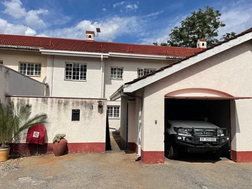 3 Bedroom Townhouse Complex