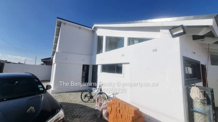 Neat Mabvazuva House