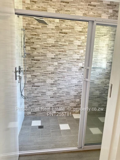 Beautifully Renovated 4-Bedroom Home – Gunhill
