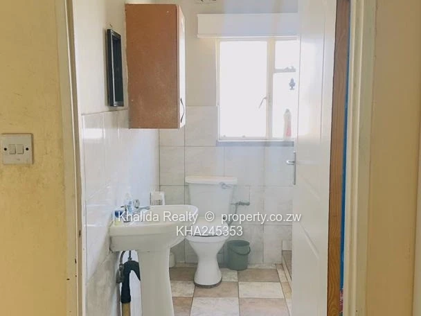 Chadcombe 3 Beds House With a 2 Beds Cottage For Sale