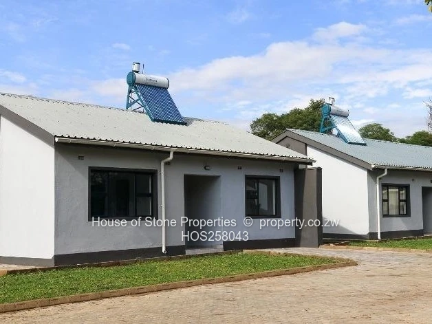 Modern, Secure and Stylish 2 bed and 3 bed homes in Amberwood Gardens