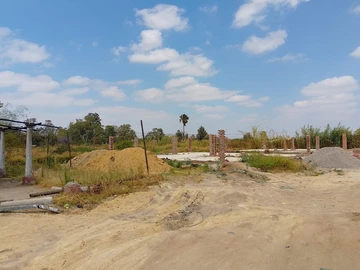 Stands & Residential Land