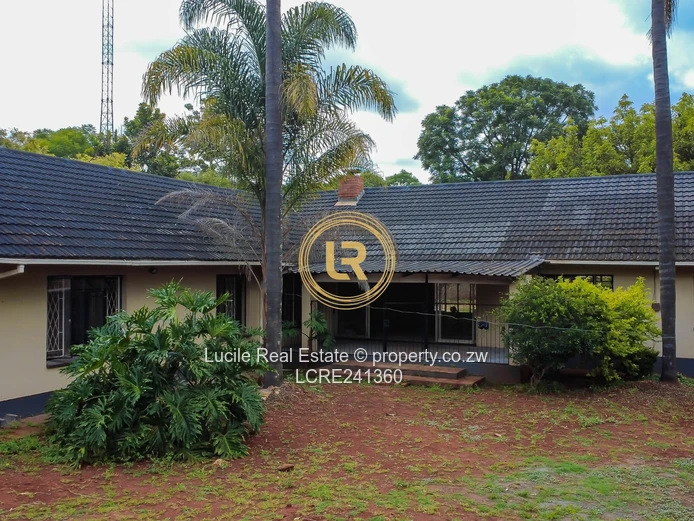 Ideal Family Home in Borrowdale (Sole Mandate)