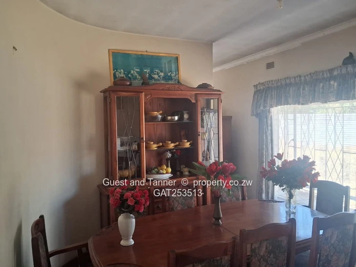 Golden Oldie Spacious Family Home for Sale - Hatfield 