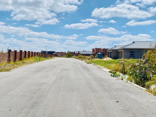 Stands & Residential Land
