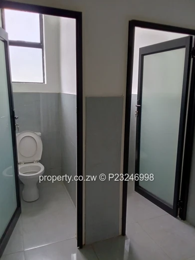 1 hectare property development site (Sole Mandate)