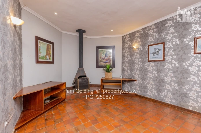 Beautiful Family Home with Cottage  (Sole Mandate)