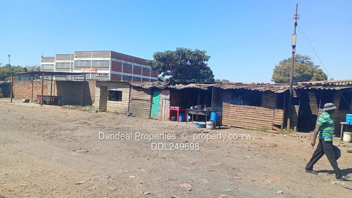 Ardbennie: 3,000m² Retail Complex on 7,047m² with Borehole (Sole Mandate)