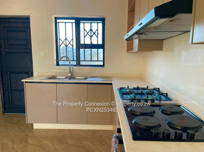 Modern 3-Bedroom Executive Apartment in Tynwald – Prestigious Gated Community