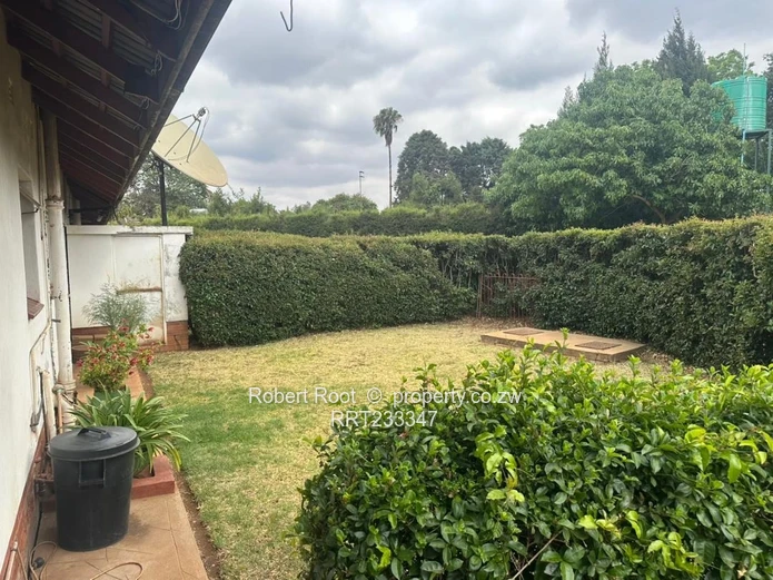 3 bed flat in Mount Pleasant