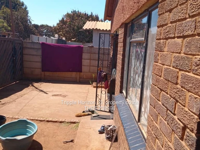 Walled 3-Bed Home with Verandah in Dzivarasekwa