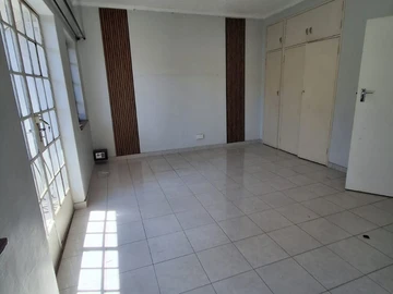 2 Bedroom Garden Flat