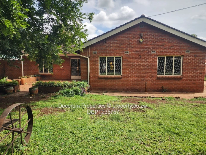 Beautiful home 2 bedroom to let in Westgate 