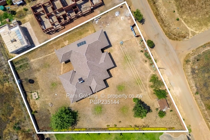 Modern Five-Bedroom Family Residence With Exceptional Space And Potential - Haydon, Mount Hampden (Sole Mandate)