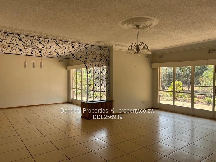 Gunhill Office — 600m² on 4,200m² with Borehole & Gardens