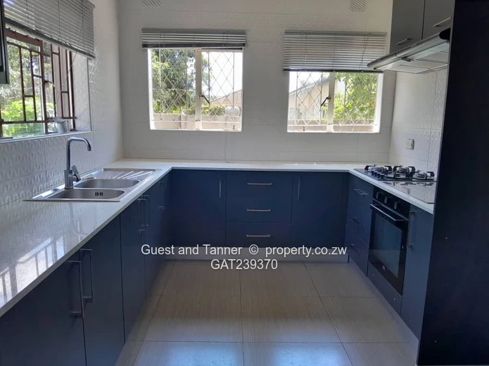 3BR Chadcombe House for Rent - Walled, Gated with Water Tank