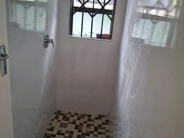 3 Bedroom Garden Flat