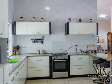 3 Bedroom Townhouse Complex