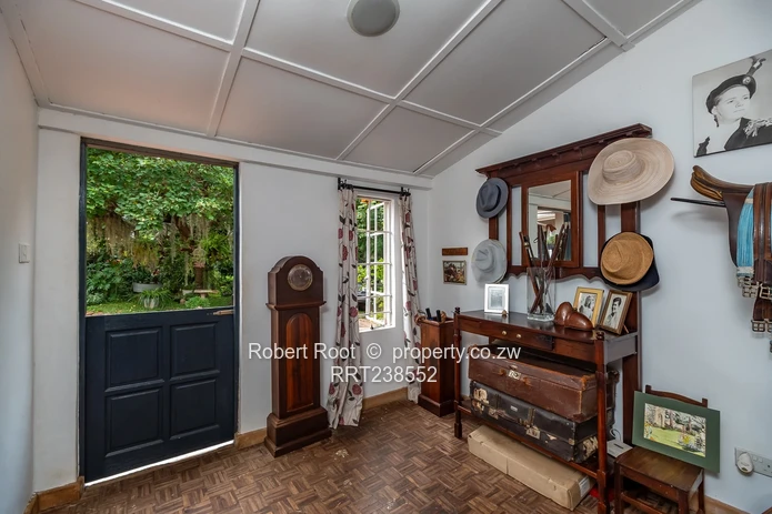 Tranquil Garden Living - 10,430 Sqm In Umwinsidale