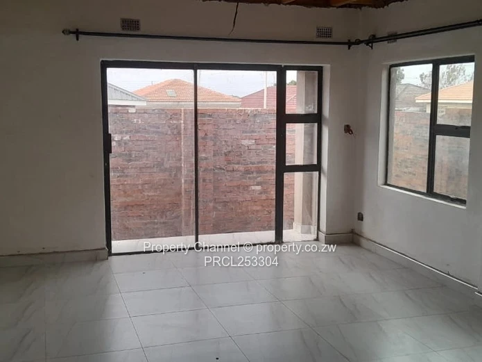 4-Bedroomed House in Glaudina — Walled & Tiled