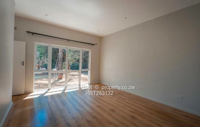 4 bed family home in Glen Lorne