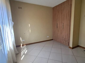 3 Bedroom Garden Flat